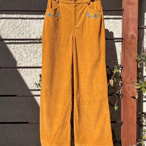 Nine Lives Bazaar Corduroy Frankie Pants NWT - Picture 7 of 7